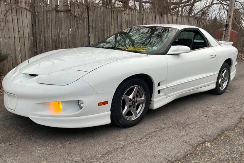 2002 Pontiac Firebird Convertible photo 1