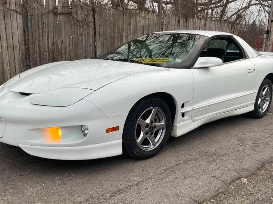 2002 Pontiac Firebird Convertible photo 1