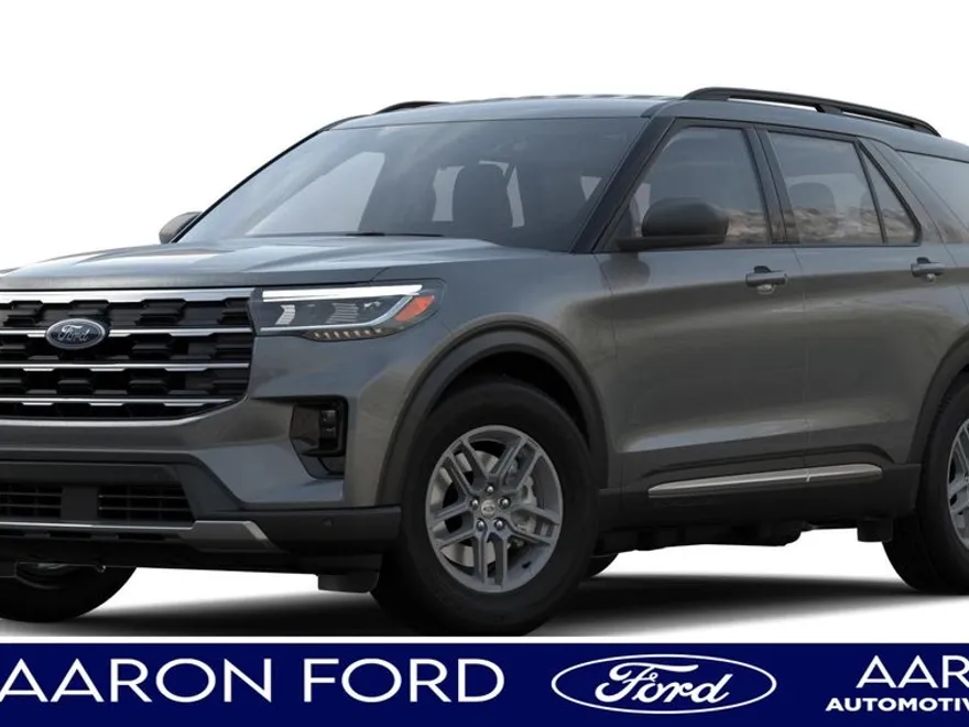 2025 Ford Explorer photo 1