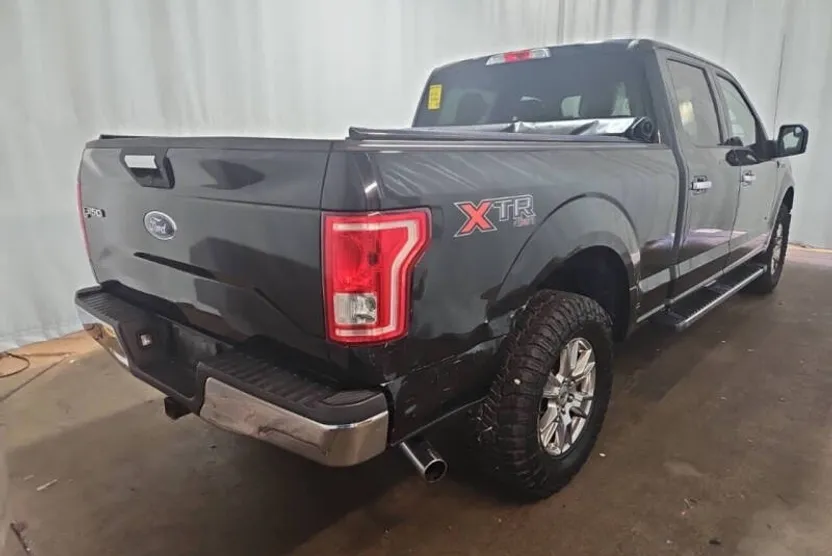 2017 Ford F-150 XLT photo 1