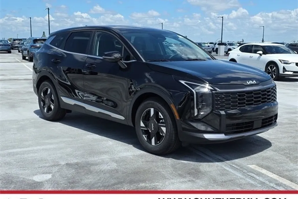 2026 Kia Sportage LX photo 1