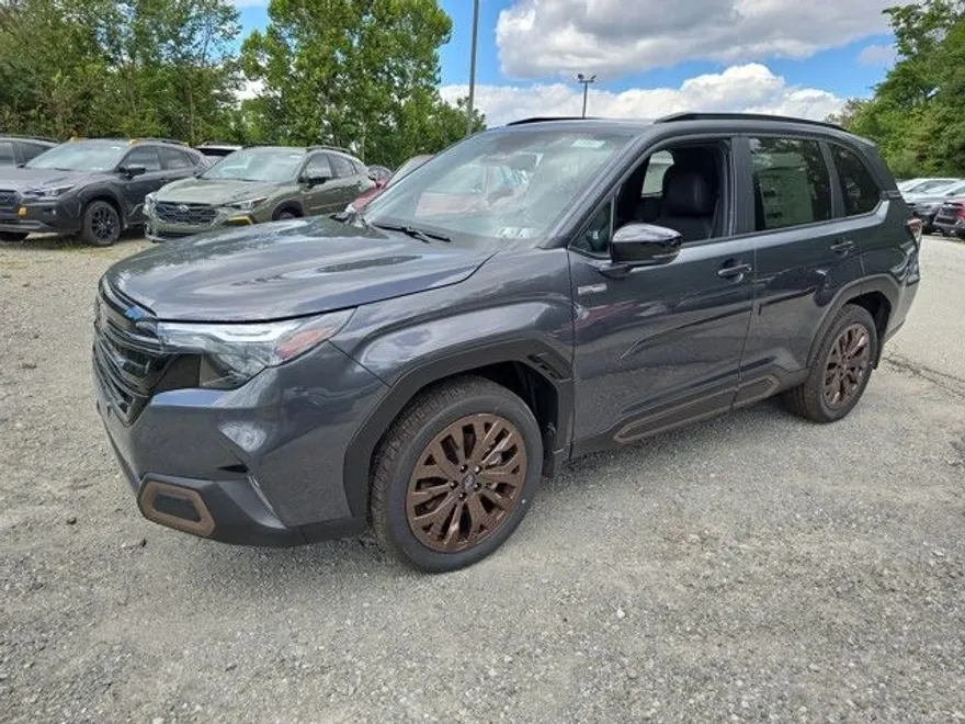 2025 Subaru Forester Sport photo 1