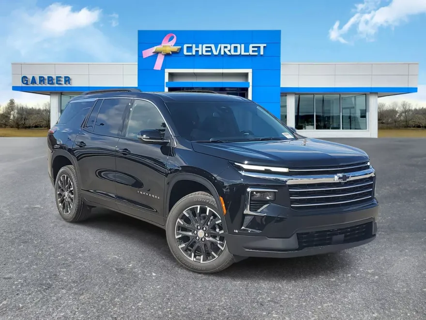 2026 Chevrolet Traverse photo 1