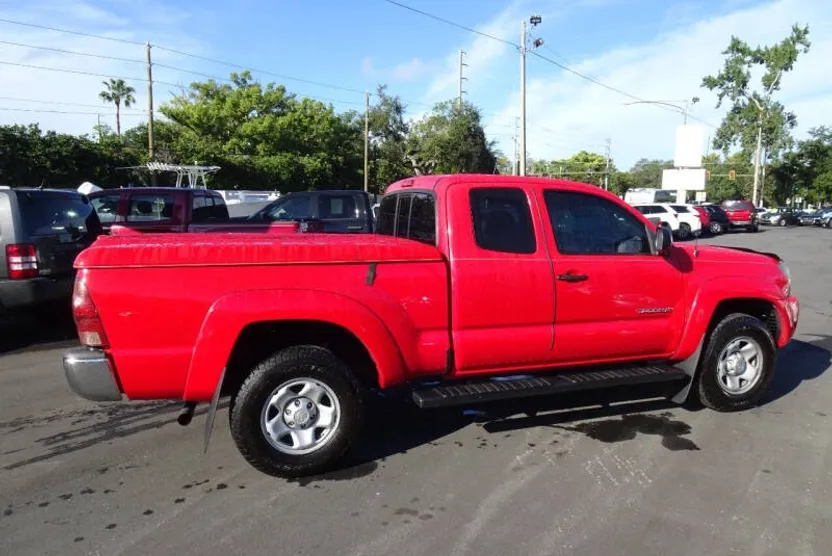 2008 Toyota Tacoma PreRunner V6 photo 1