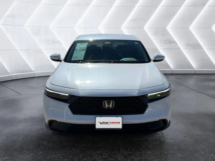 2023 Honda Accord LX photo 1