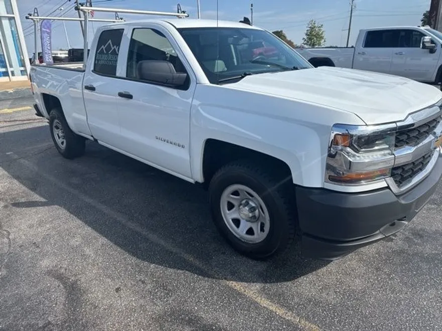 2016 Chevrolet Silverado Work Truck LS Base photo 1