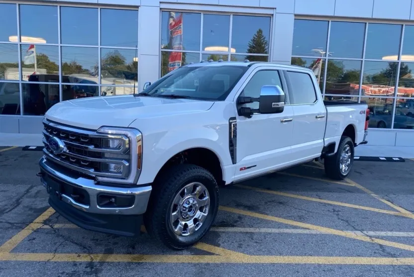 2026 Ford F-350 King Ranch photo 1