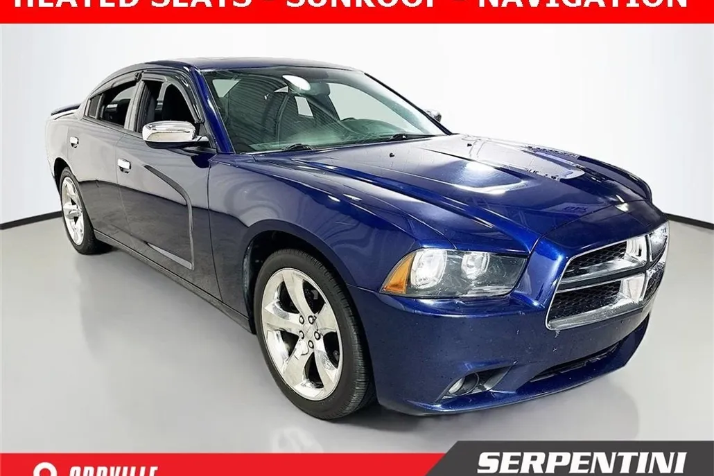 2014 Dodge Charger SXT photo 1