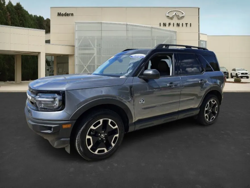 2024 Ford Bronco Sport Outer Banks photo 1