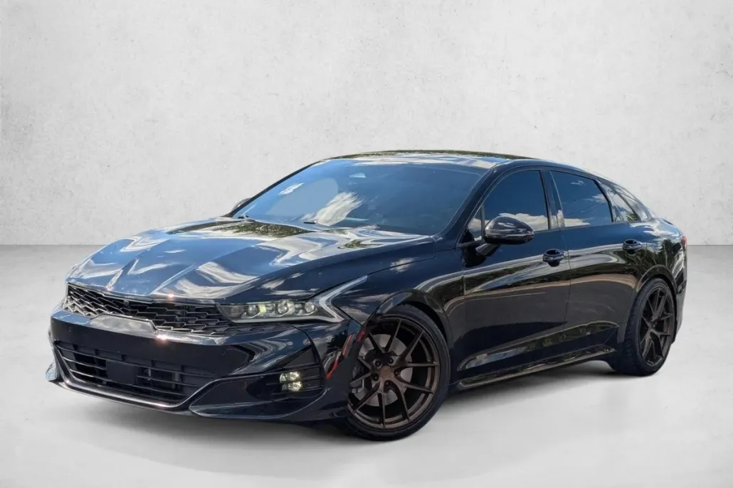 2023 Kia K5 GT photo 1