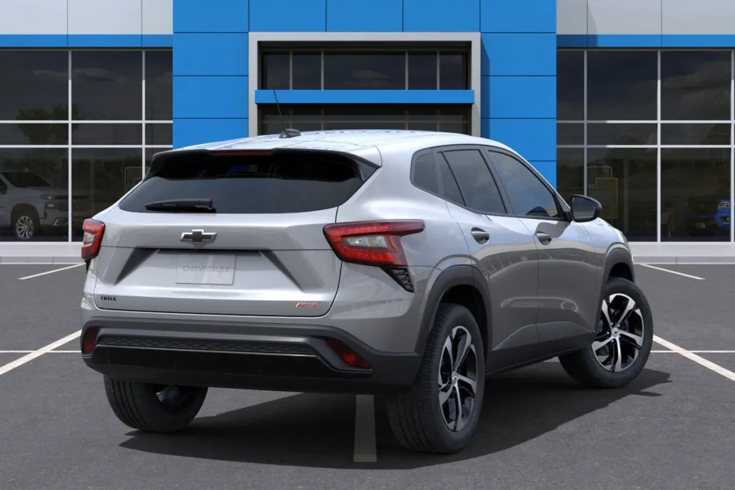 2025 Chevrolet Trax photo 1
