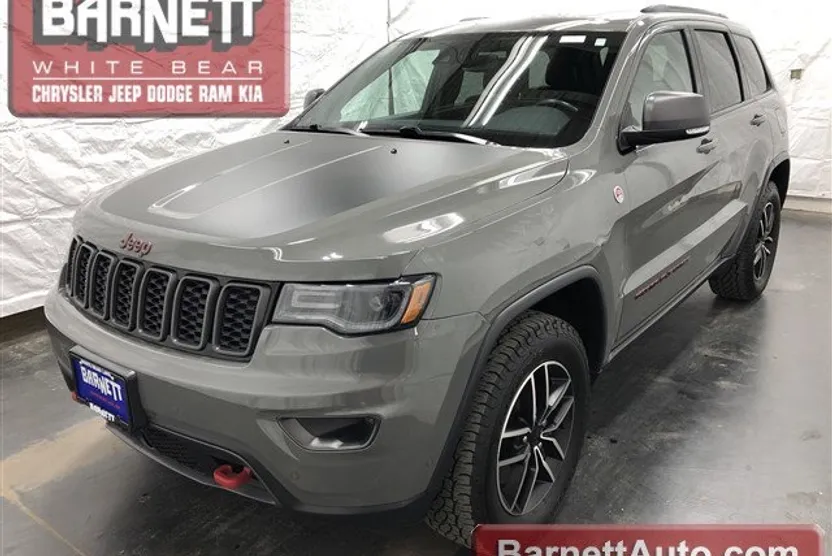 2021 Jeep Grand Cherokee Trailhawk photo 1