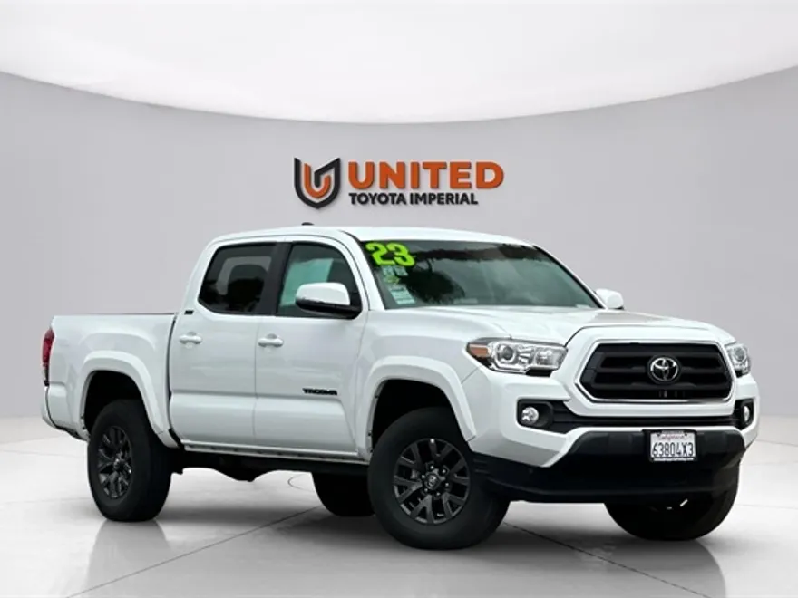 2023 Toyota Tacoma SR5 V6 photo 1