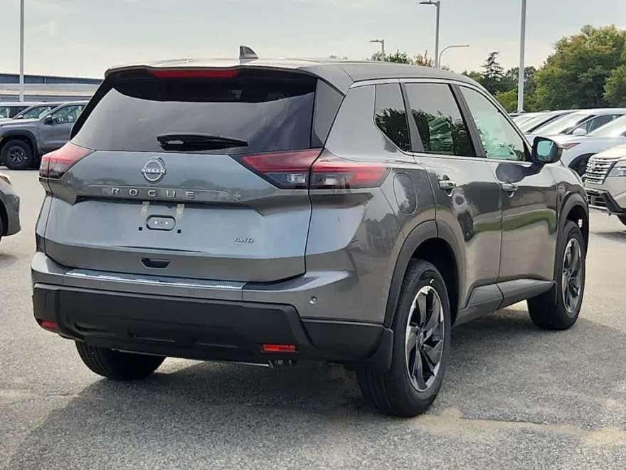 2026 Nissan Rogue SV photo 1