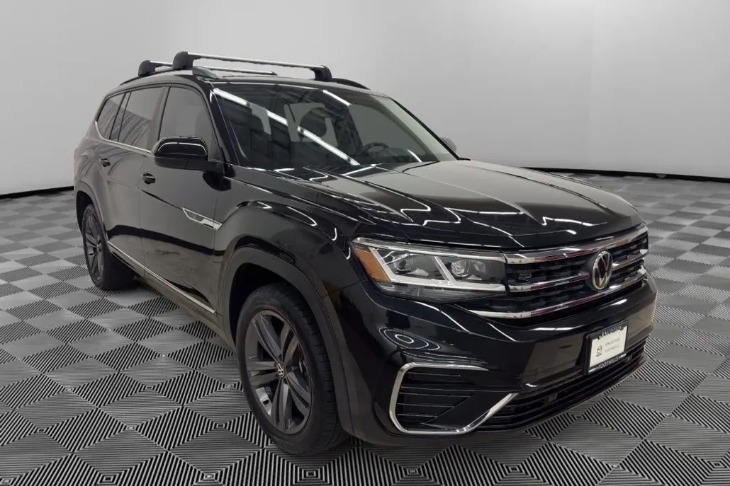 2021 Volkswagen Atlas V6 SE Technology R-Line photo 1