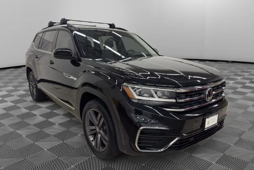 2021 Volkswagen Atlas V6 SE Technology R-Line photo 1