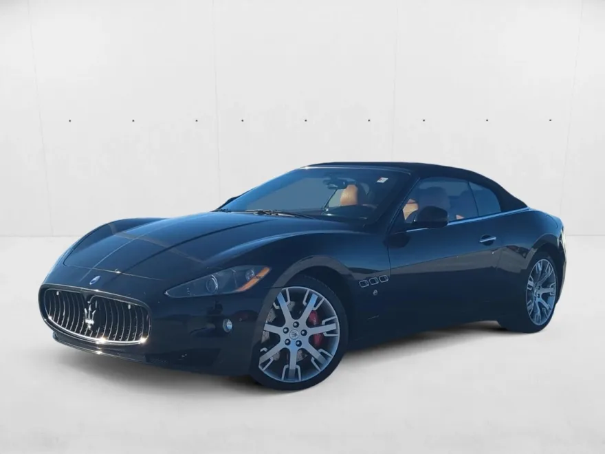 2010 Maserati Granturismo S Automatic photo 1