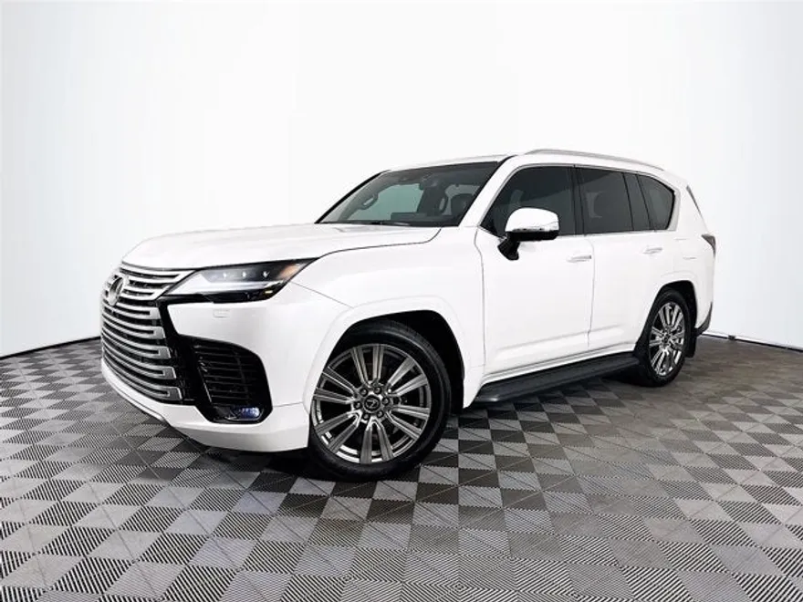 2023 Lexus LX 600 Ultra Luxury photo 1