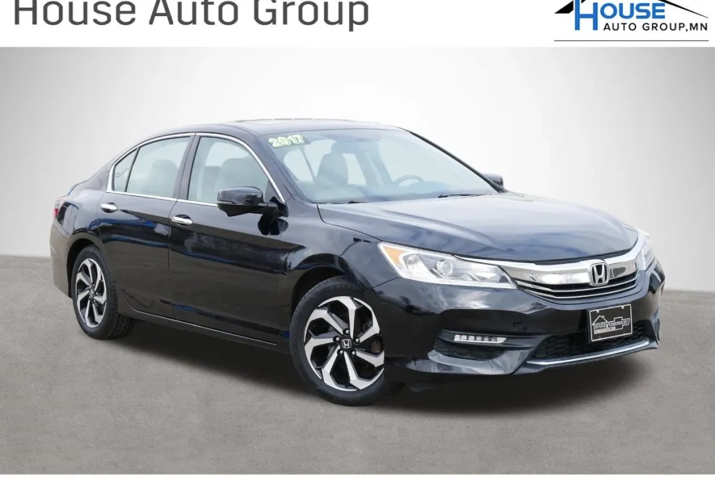 2017 Honda Accord EX-L photo 1