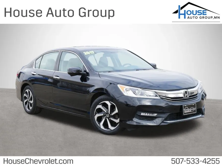 2017 Honda Accord EX-L photo 1