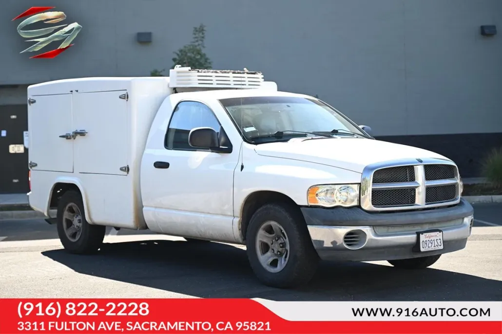 2003 Dodge Ram SLT photo 1