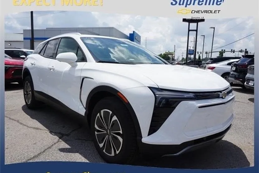 2024 Chevrolet Blazer EV photo 1