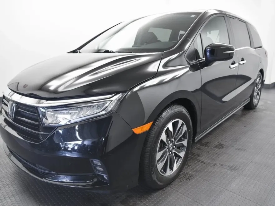 2024 Honda Odyssey EX-L photo 1