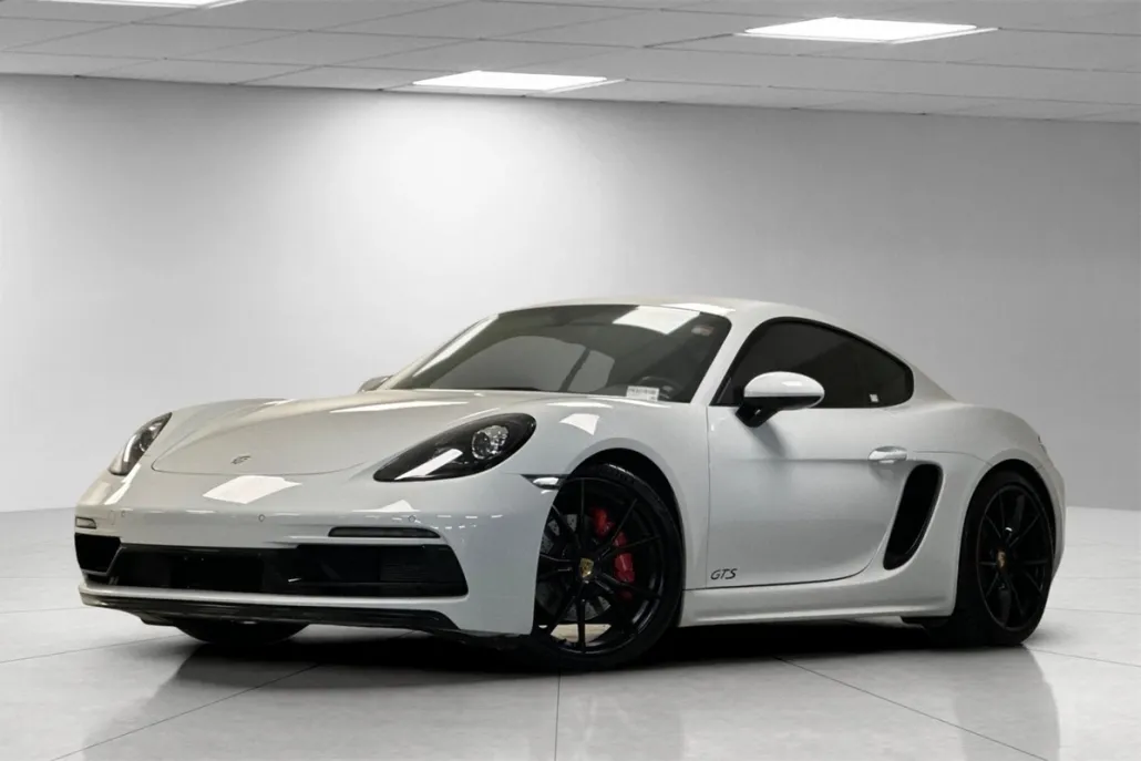 2019 Porsche Cayman GTS photo 1