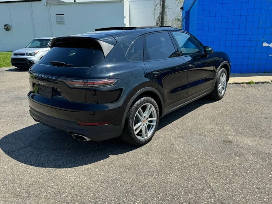 2020 Porsche Cayenne photo 1