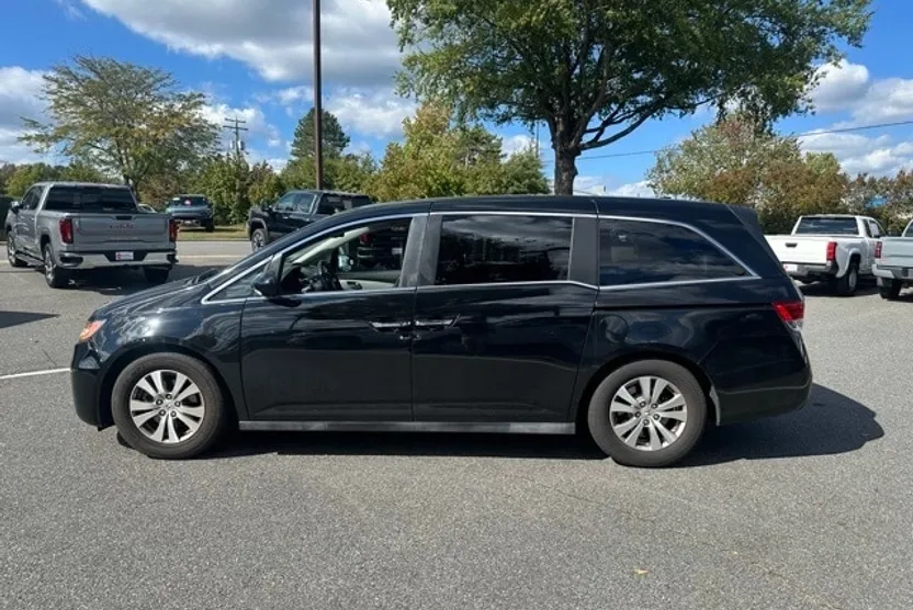 2015 Honda Odyssey EX-L photo 1