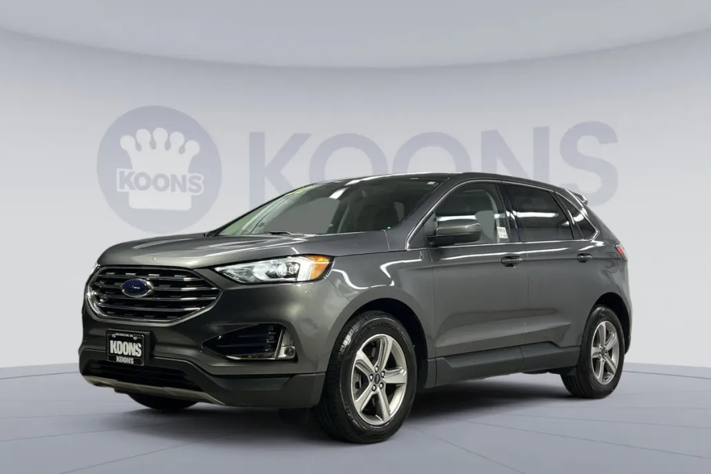 2022 Ford Edge SEL photo 1