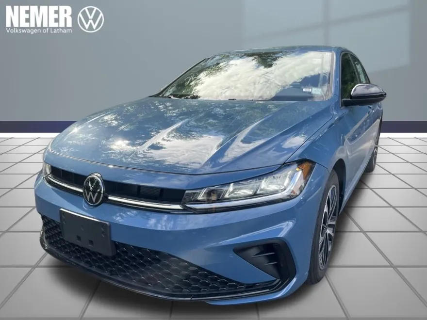 2025 Volkswagen Jetta 1.5T Sport photo 1