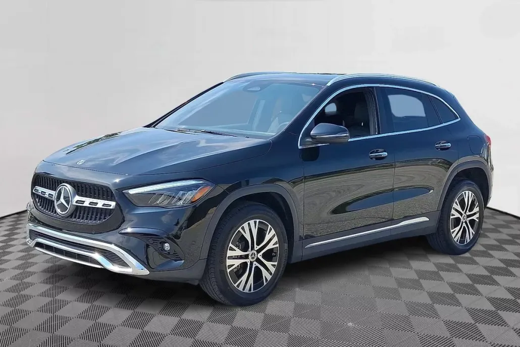 2025 Mercedes Benz GLA 250 4MATIC photo 1