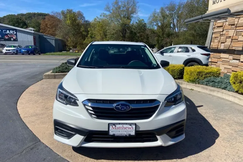 2022 Subaru Legacy Base photo 1