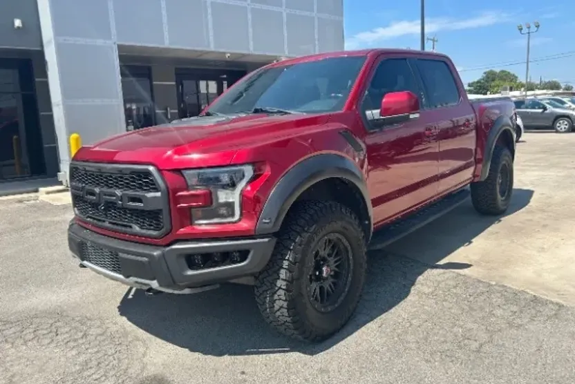 2017 Ford F-150 Raptor photo 1