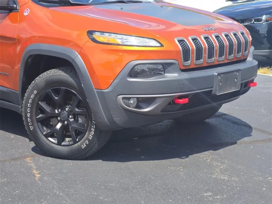 2016 Jeep Cherokee Trailhawk photo 1