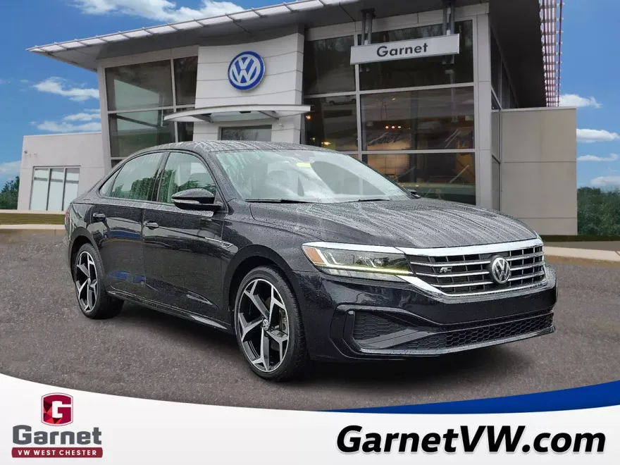 2020 Volkswagen Passat 2.0T R-Line photo 1