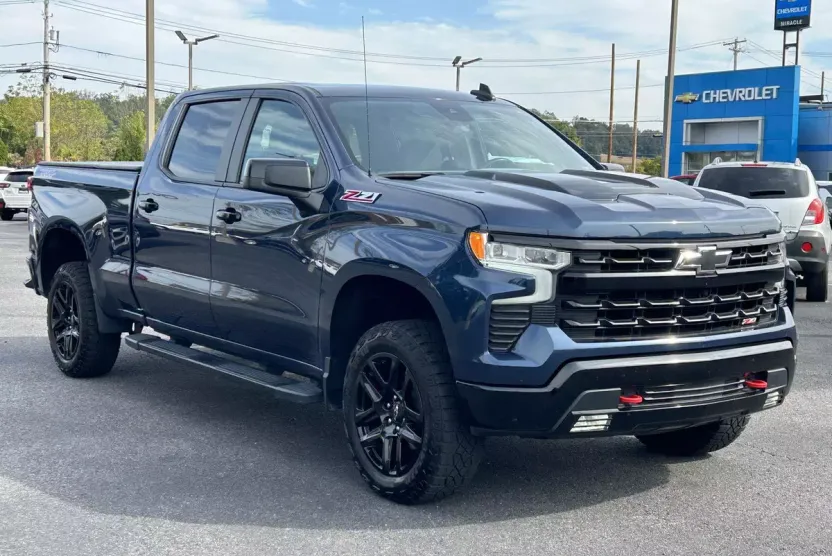 2022 Chevrolet Silverado 1500 LT Trail Boss photo 1