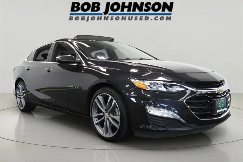2022 Chevrolet Malibu Premier photo 1