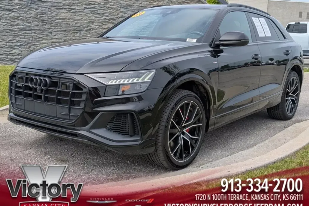 2022 Audi Q8 55 Premium Plus photo 1
