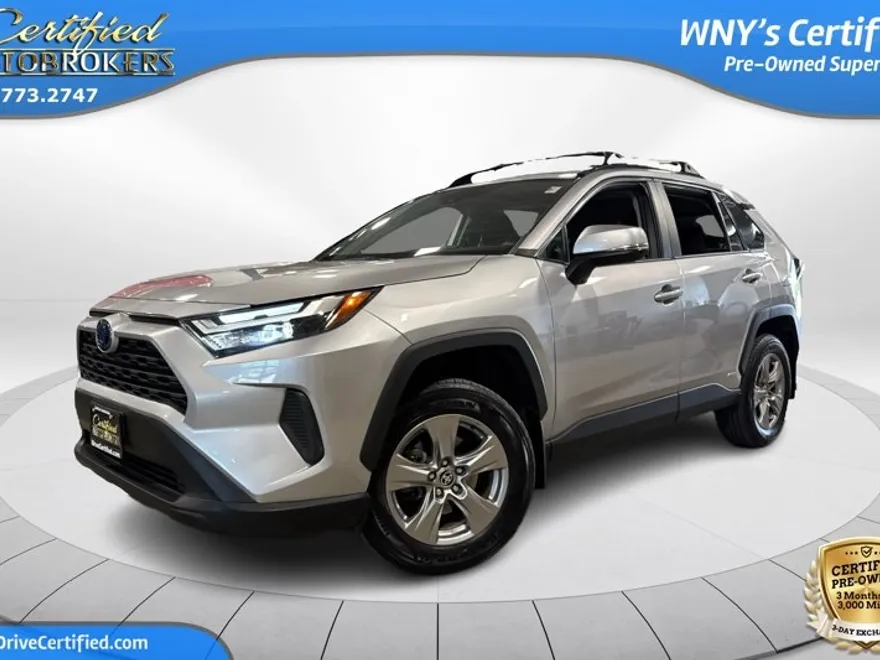 2022 Toyota RAV4 Hybrid XLE photo 1