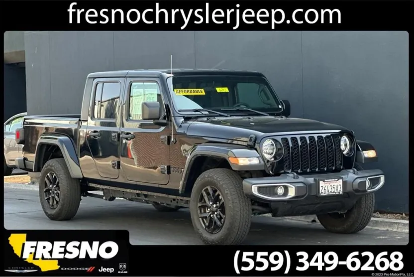 2023 Jeep Gladiator Sport S photo 1
