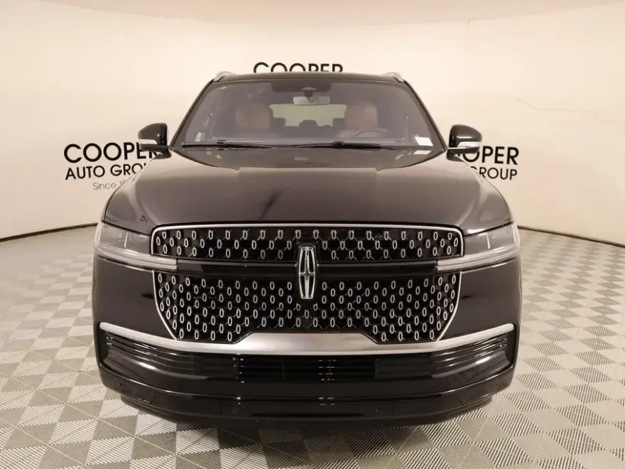 2025 Lincoln Navigator L Reserve photo 1