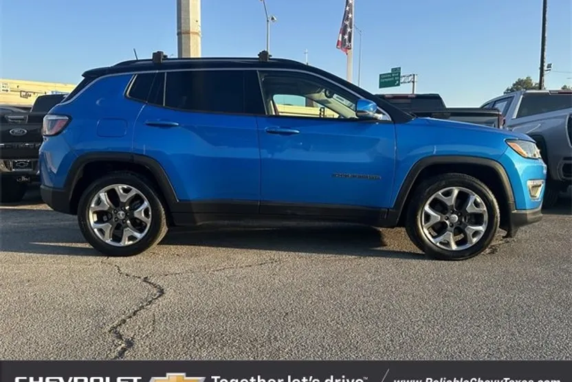 2018 Jeep Compass Limited photo 1