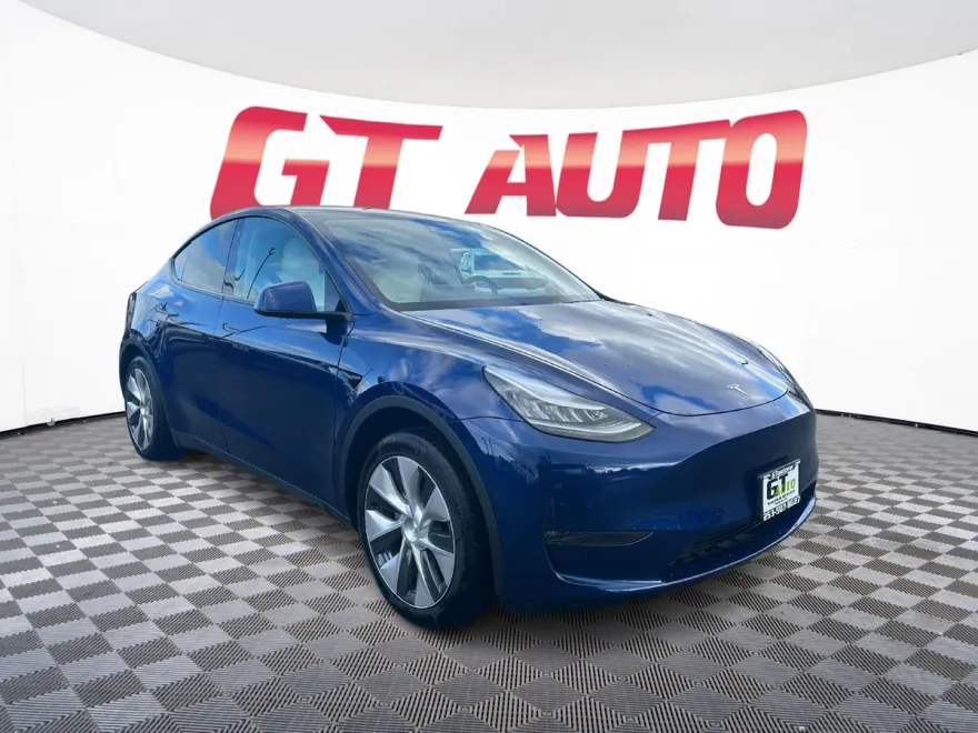 2020 Tesla Model Y Long Range photo 1