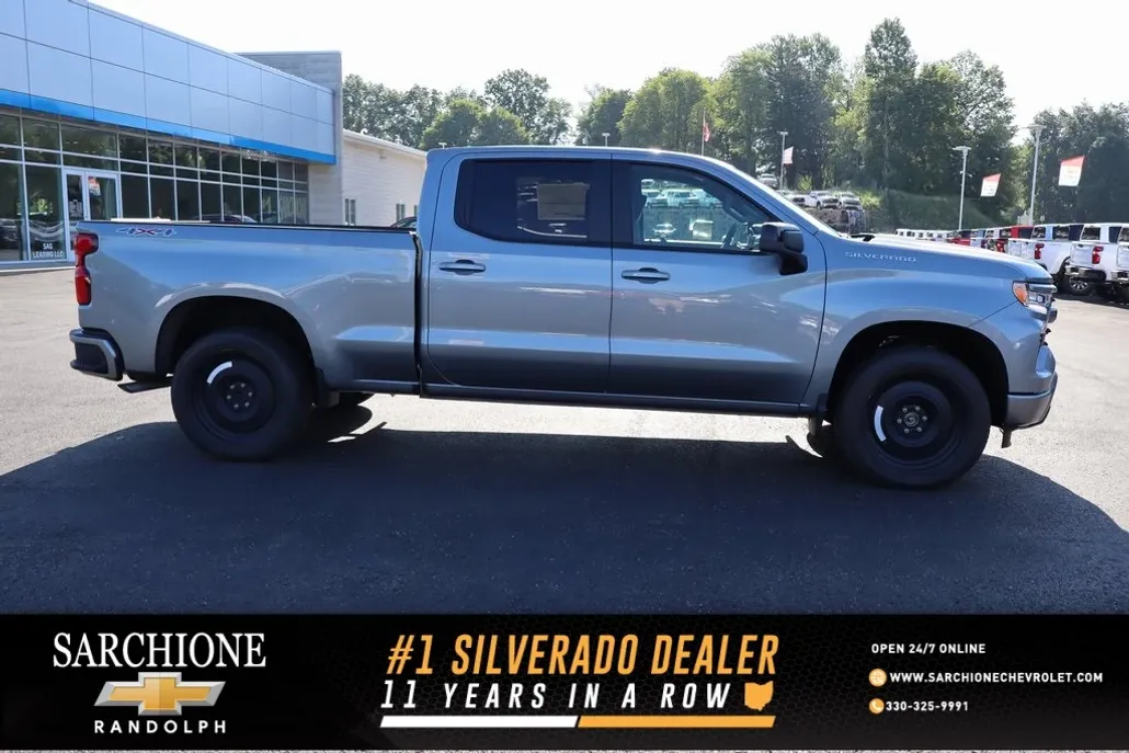 2026 Chevrolet Silverado 1500 RST photo 1