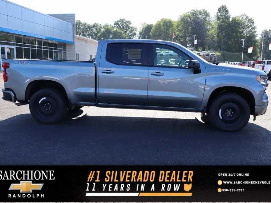 2026 Chevrolet Silverado 1500 RST photo 1