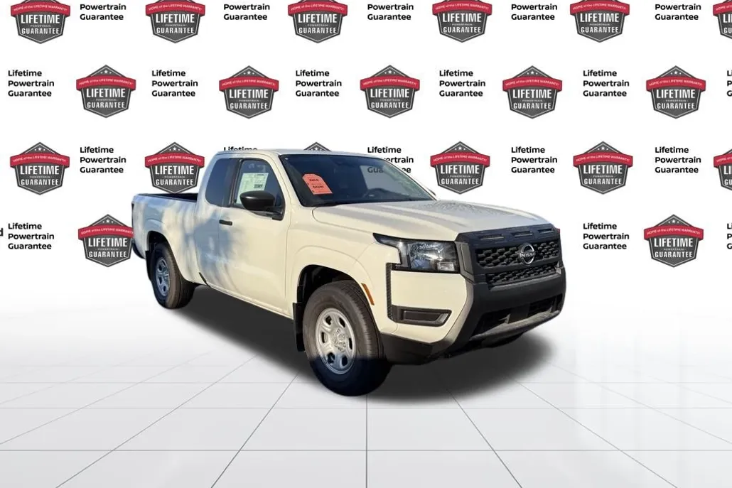 2025 Nissan Frontier S King Cab photo 1