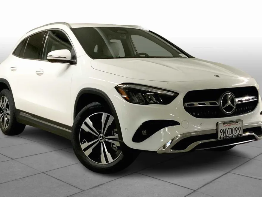2025 Mercedes Benz GLA 250 photo 1