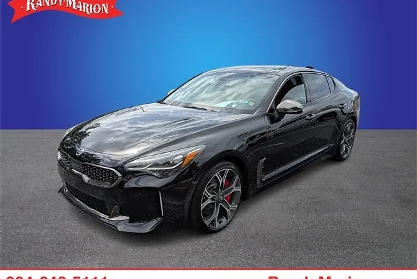 2018 Kia Stinger GT2 photo 1